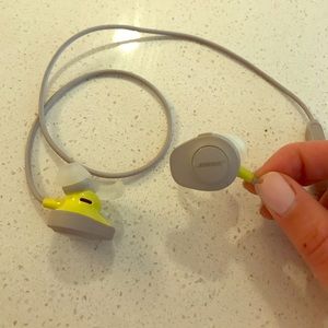 Bose Soundsport headphones